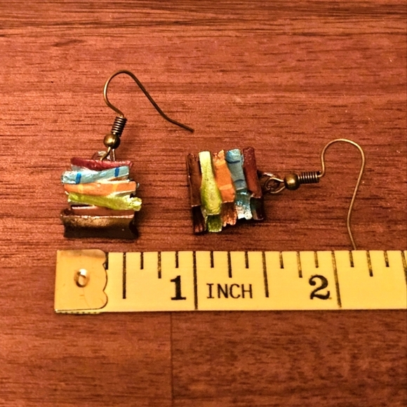 NEW Colorful Stack of Book Earrings E1P32 - Picture 5 of 5